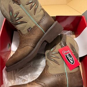 Justin Boots Brown and Tan with Turquoise Accents